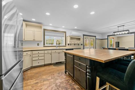 586 Richville Road Standish ME 04084