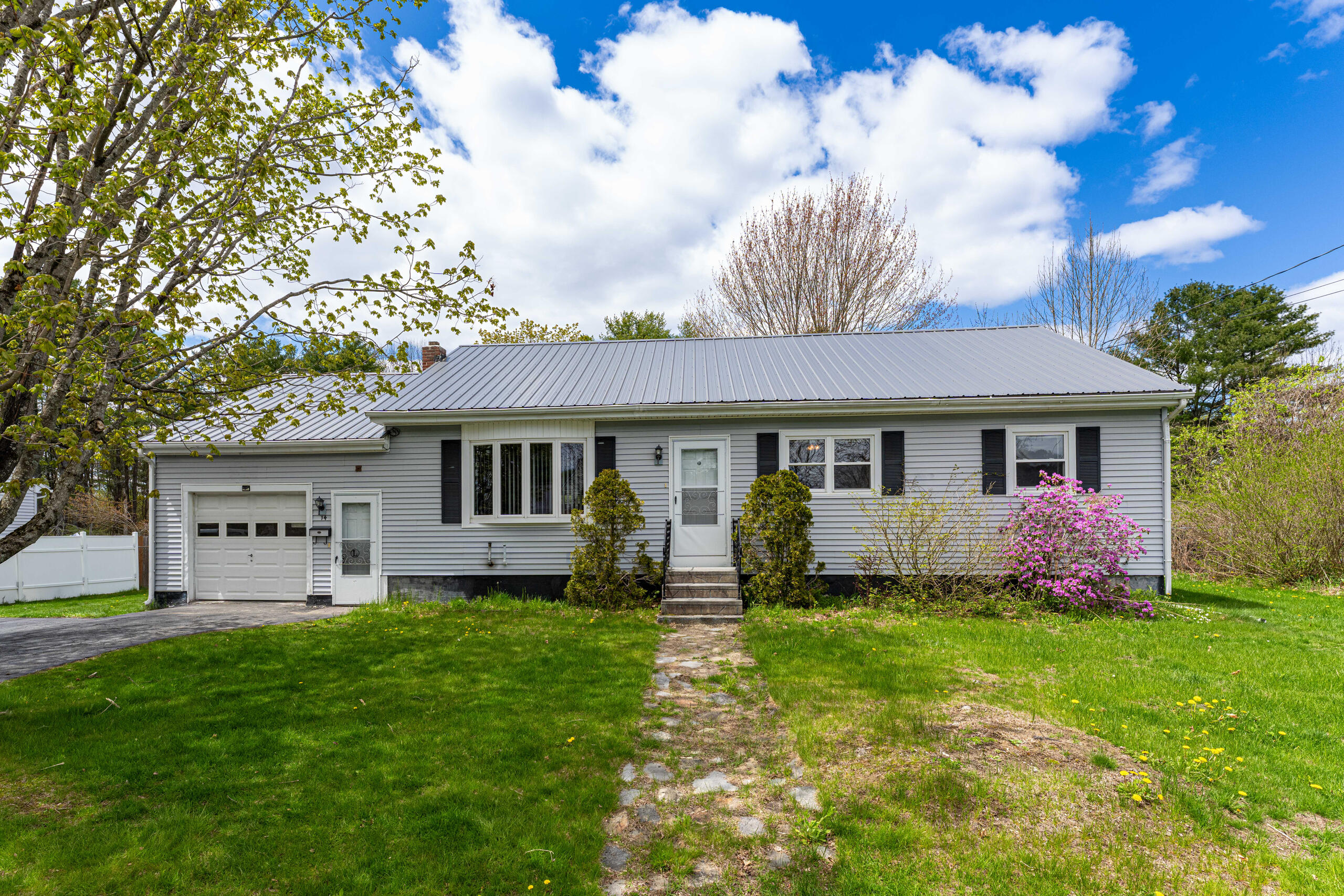 14 Windy Street Augusta ME 04330