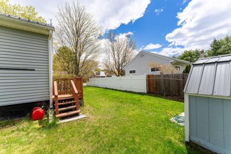 14 Windy Street Augusta ME 04330