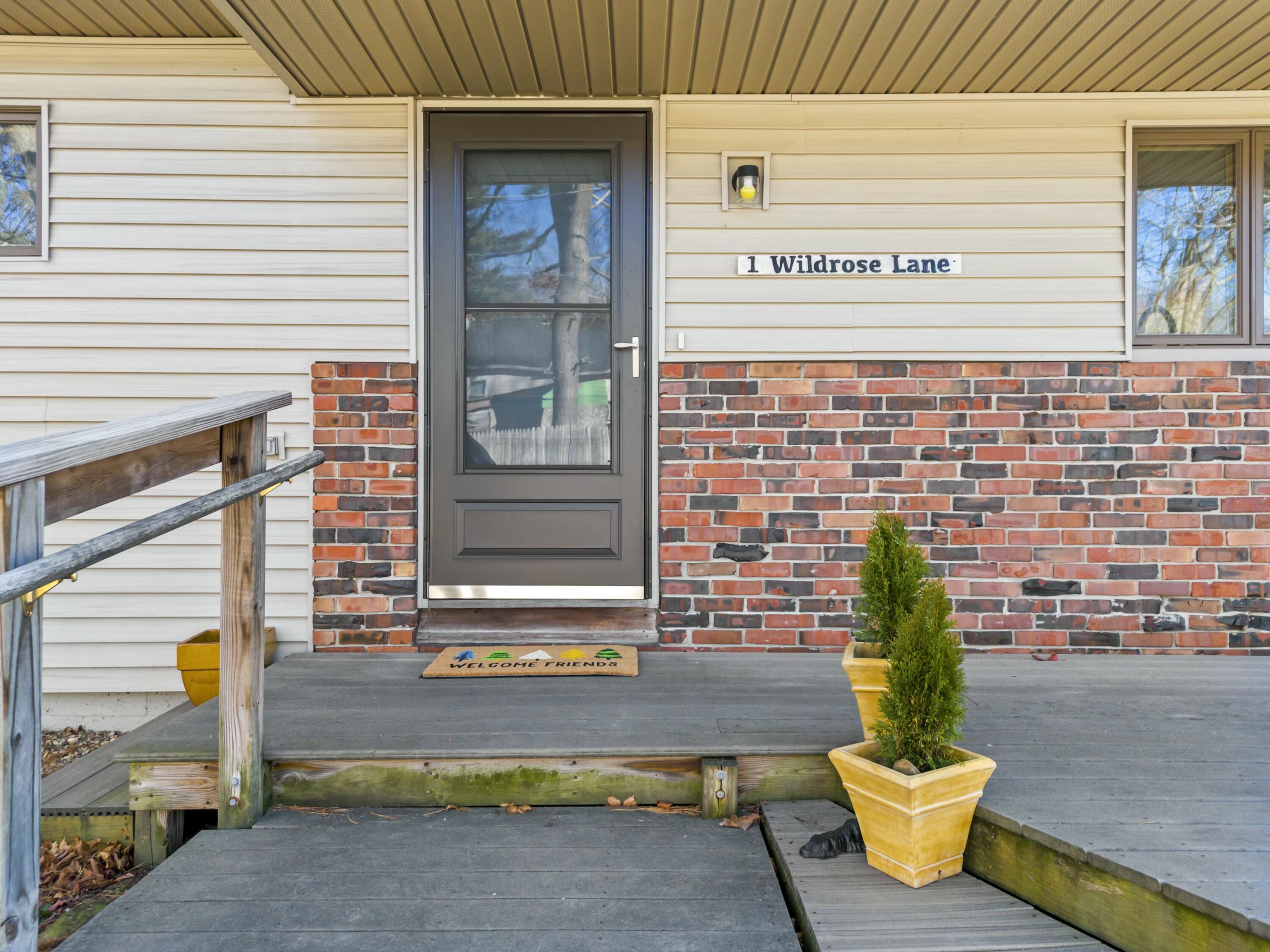 1 Wild Rose Lane Eliot ME 03903