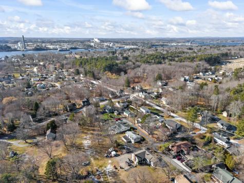 1 Wild Rose Lane Eliot ME 03903