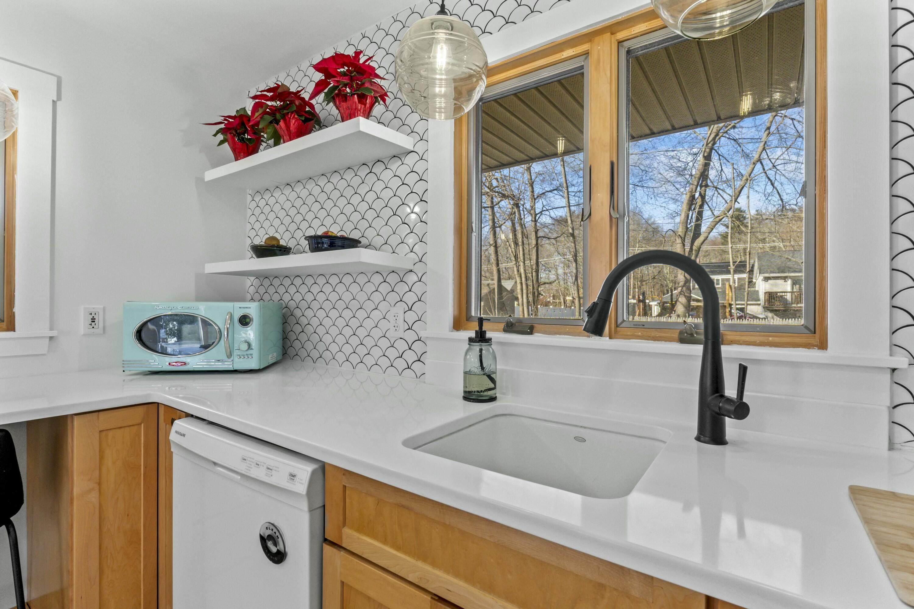 1 Wild Rose Lane Eliot ME 03903