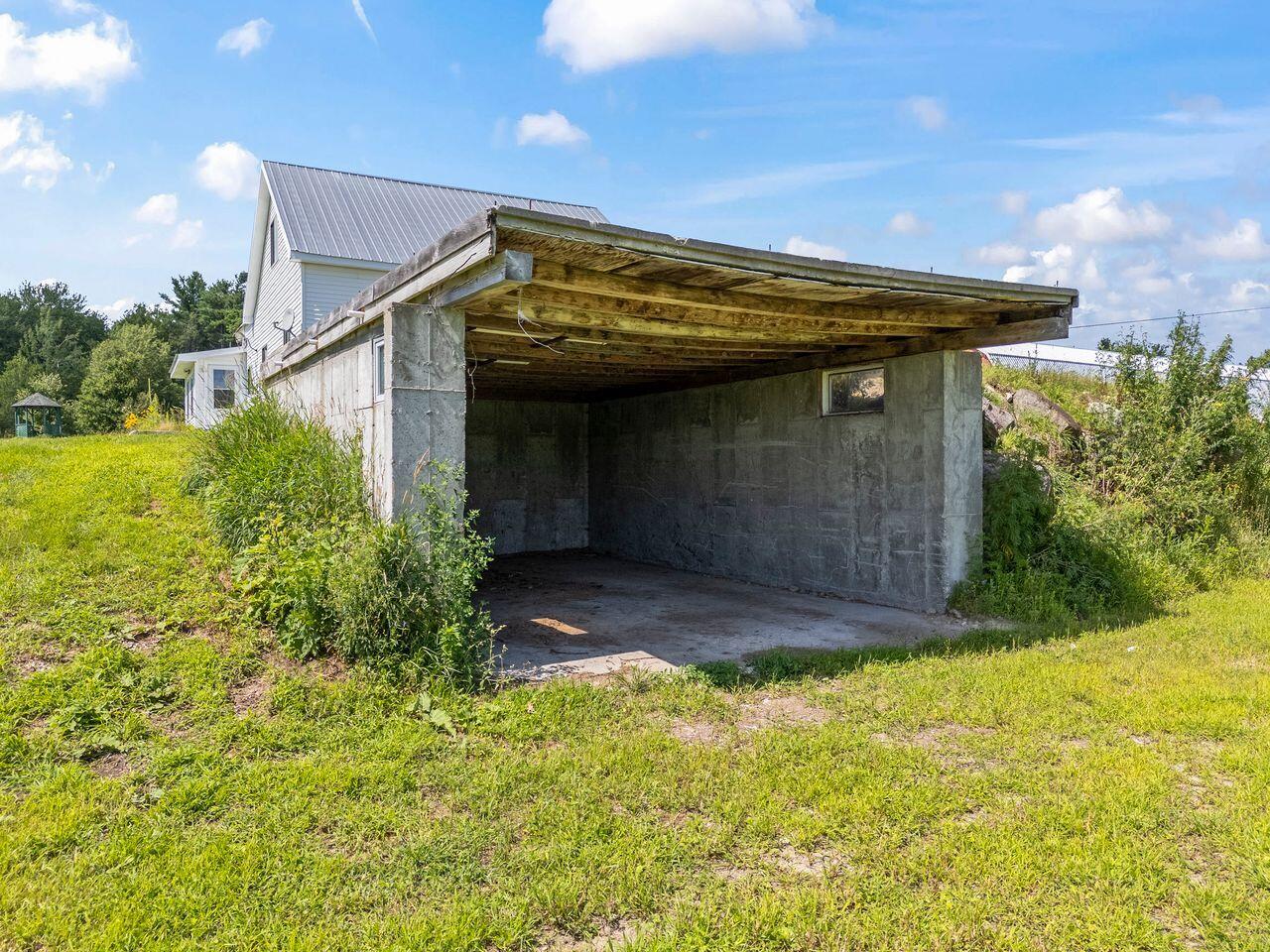 107 Dearborn Road Canton ME 04221