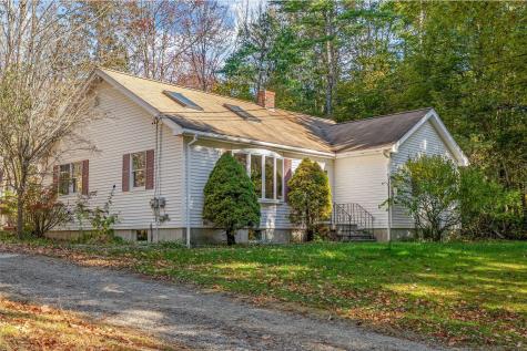 29 Mill Road Edgecomb ME 04556