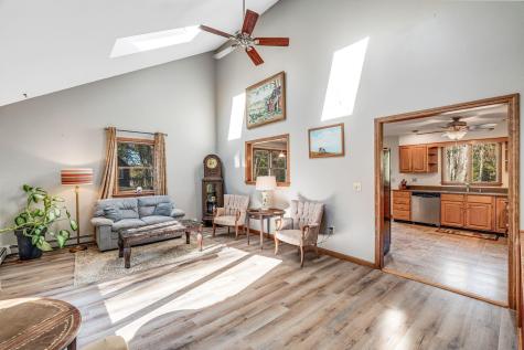 29 Mill Road Edgecomb ME 04556