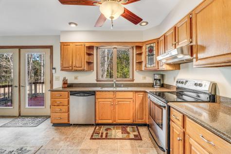 29 Mill Road Edgecomb ME 04556