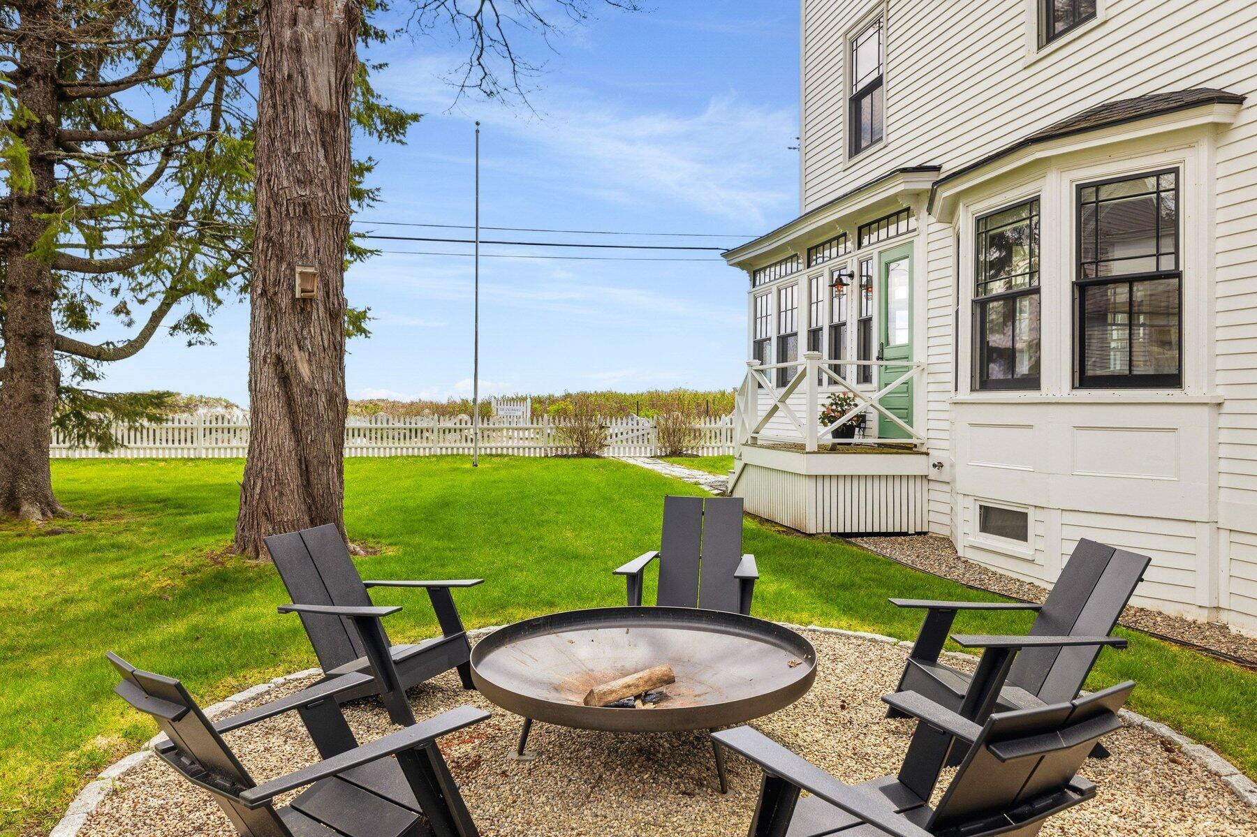 904 Kings Highway Kennebunkport ME 04046