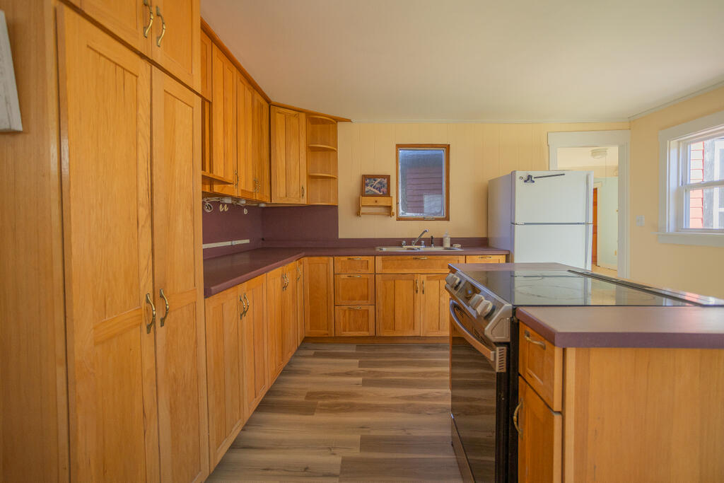 131 Oakes Street Farmington ME 04938