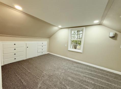 12 Burns Drive Friendship ME 04547