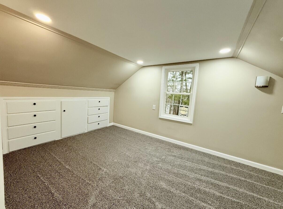 12 Burns Drive Friendship ME 04547