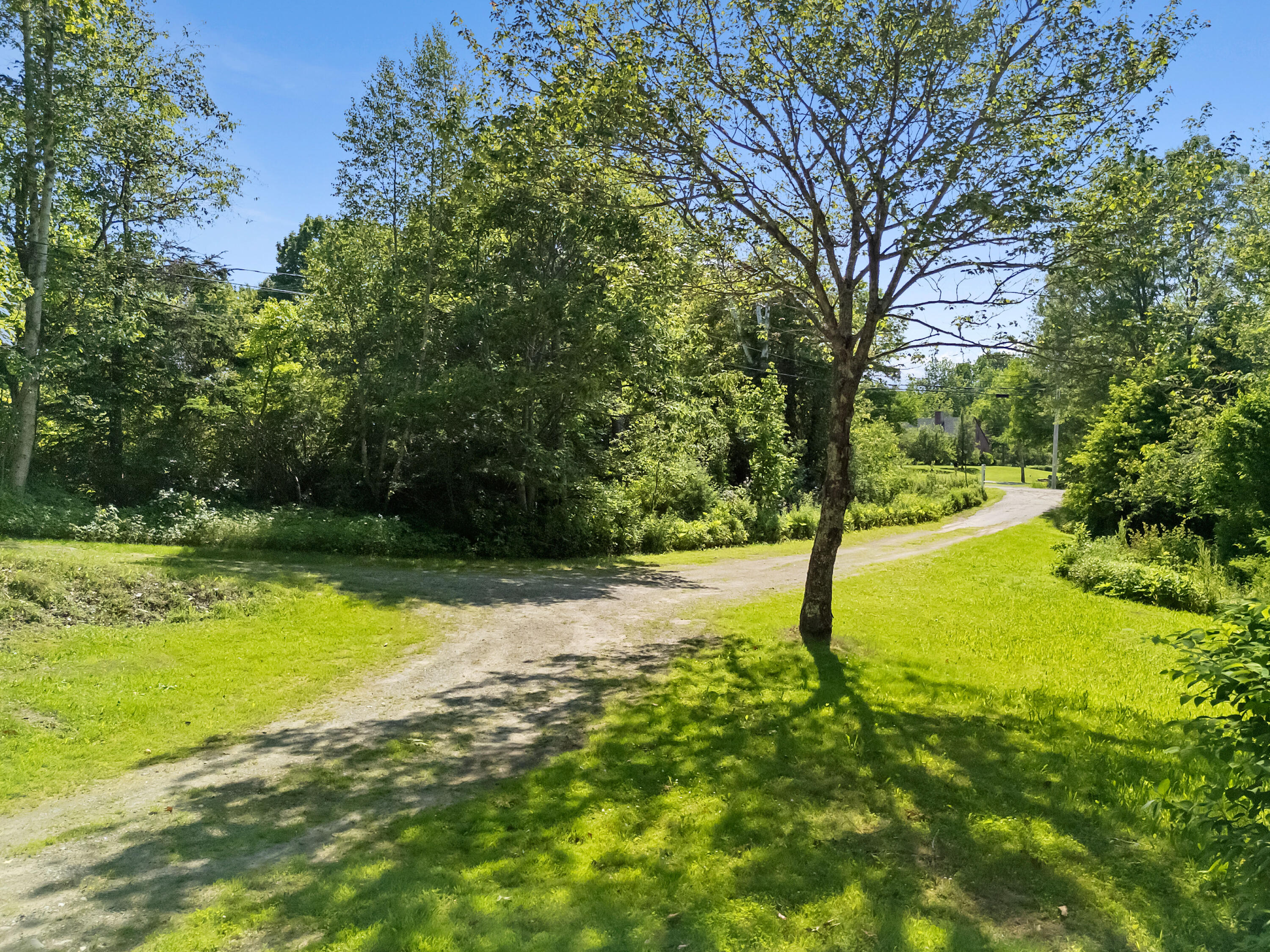 12 Burns Drive Friendship ME 04547