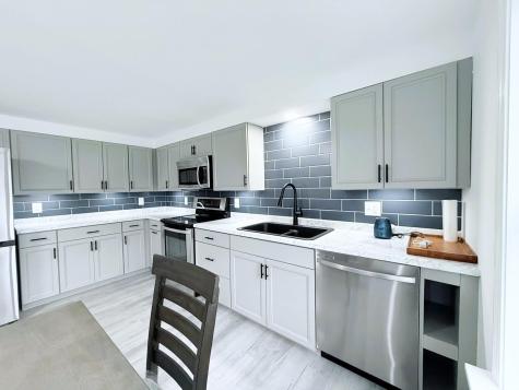 12 Burns Drive Friendship ME 04547