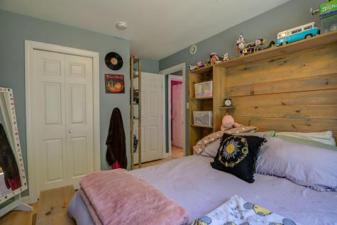 14 Dragonfly Lane Oxford ME 04270