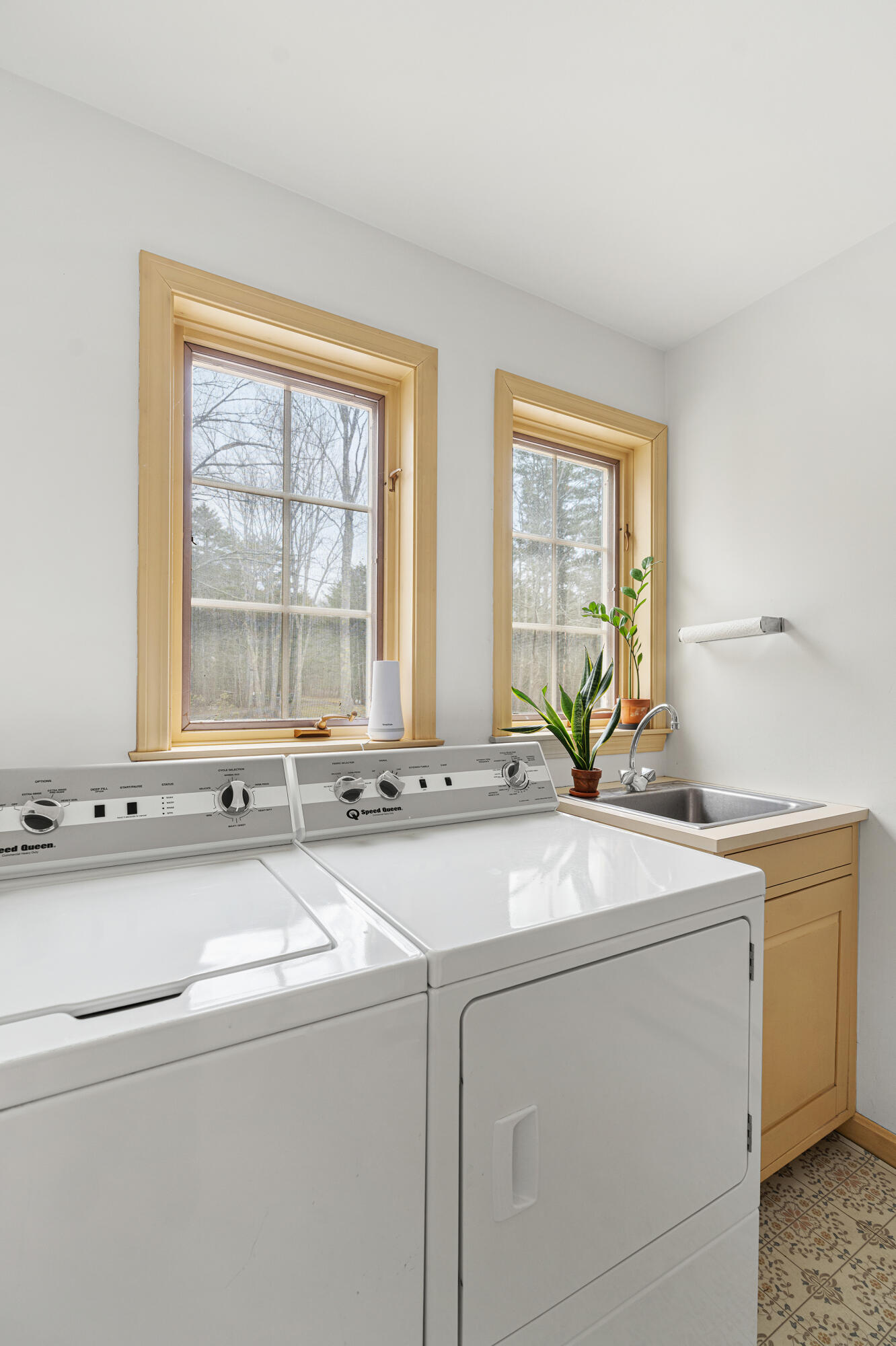 46 River Edge Drive Woolwich ME 04579