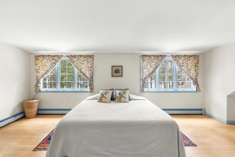 46 River Edge Drive Woolwich ME 04579