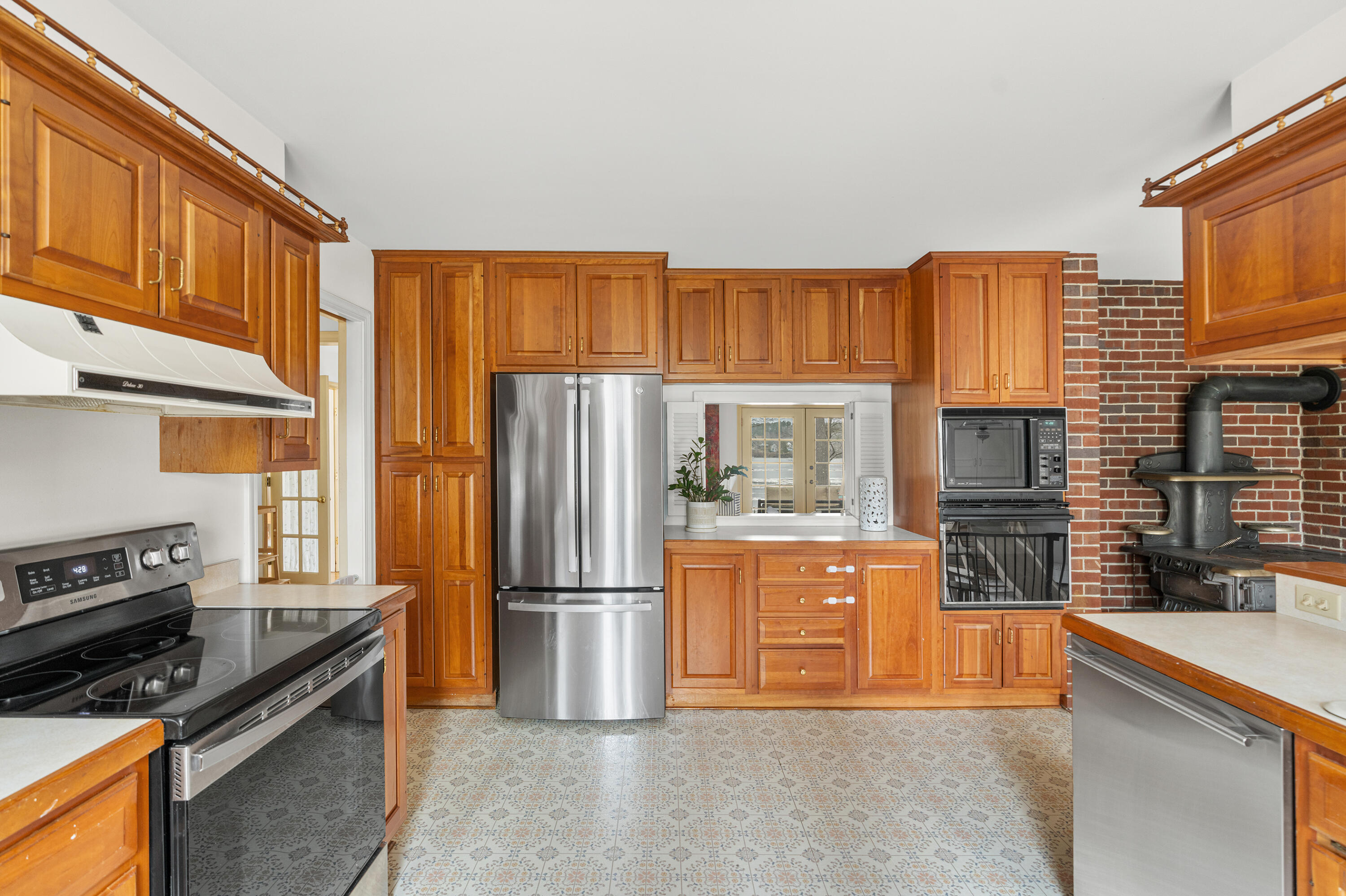 46 River Edge Drive Woolwich ME 04579