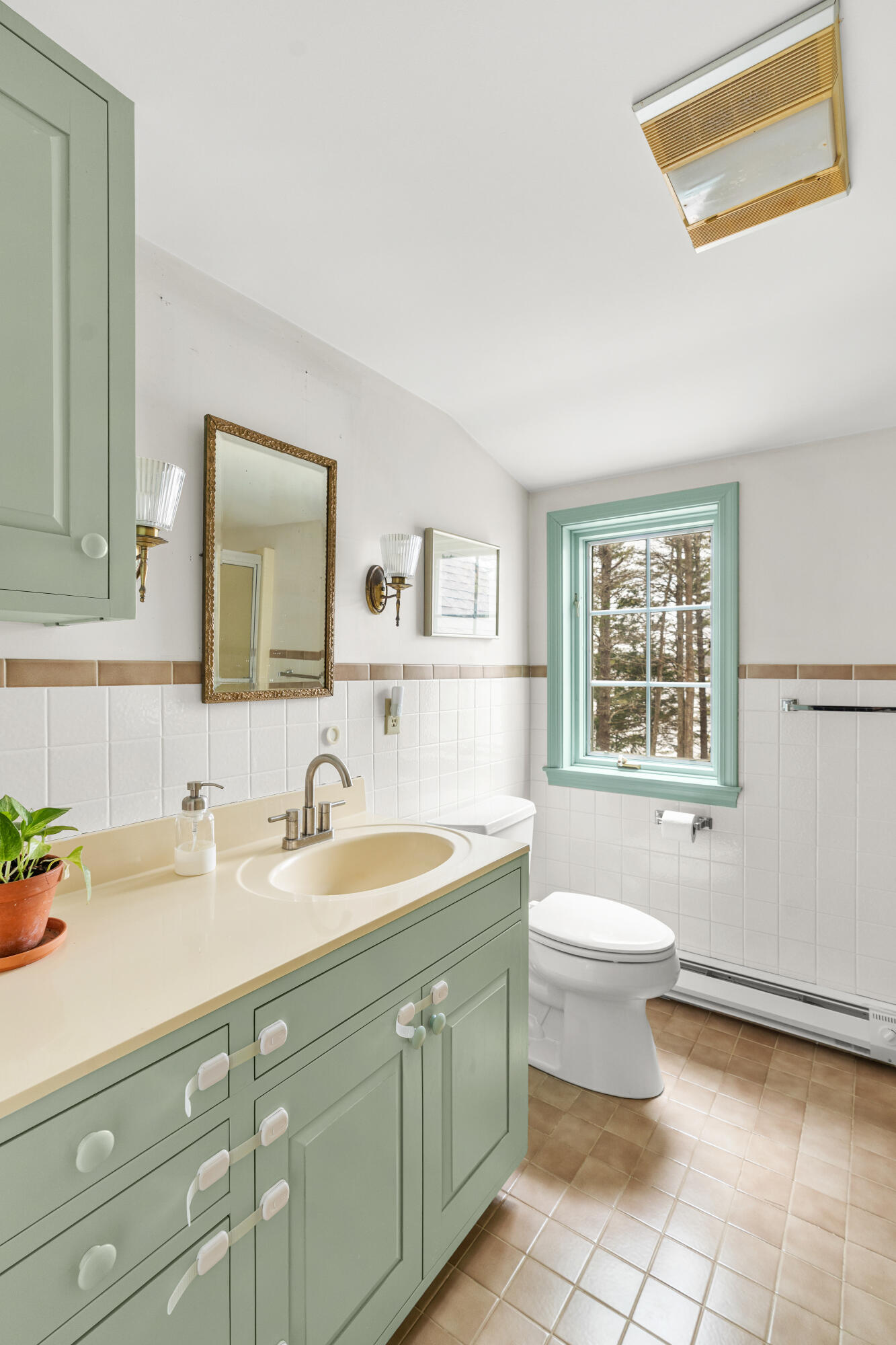 46 River Edge Drive Woolwich ME 04579