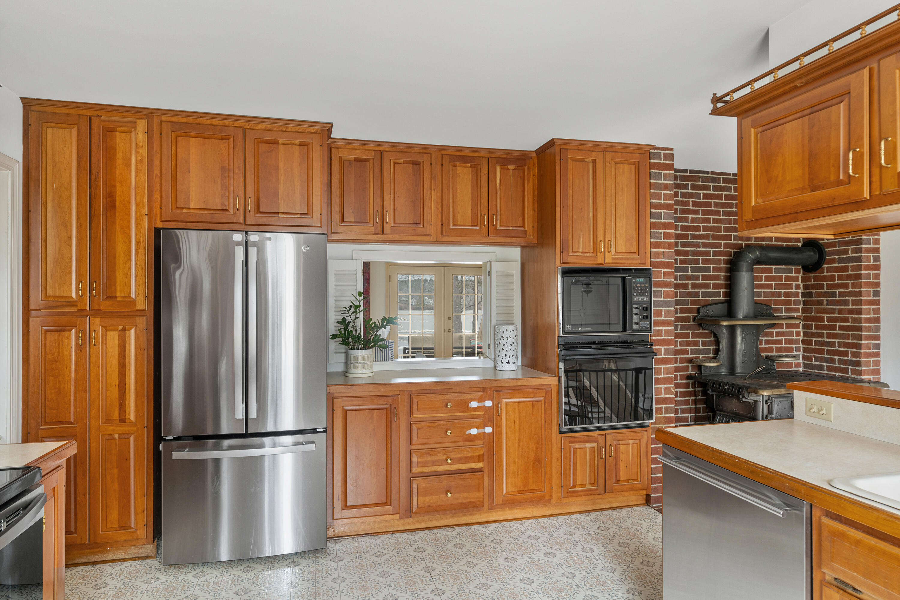 46 River Edge Drive Woolwich ME 04579