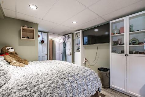 71 Eddie Kahkonen Road Norway ME 04268