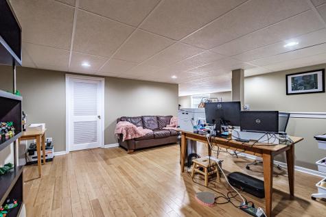 71 Eddie Kahkonen Road Norway ME 04268