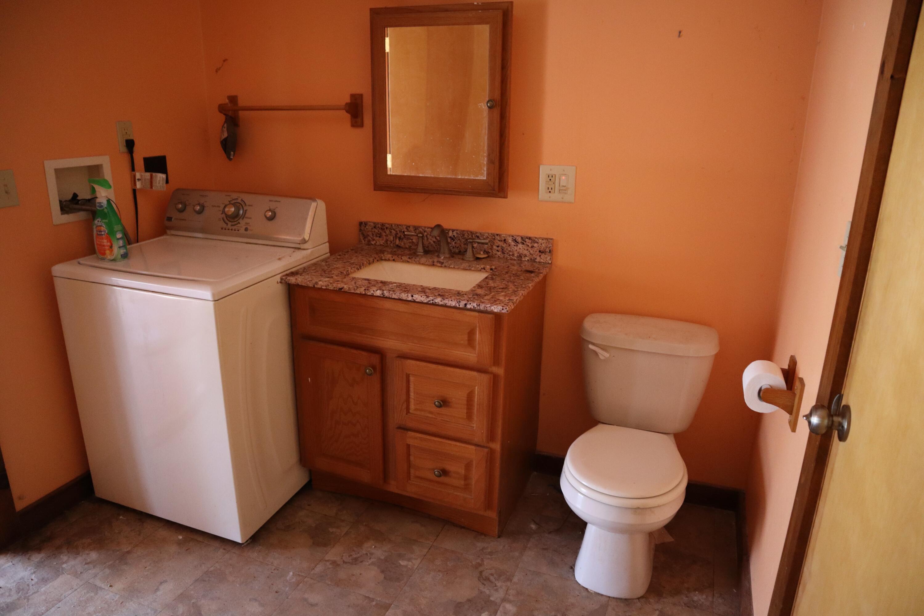 218 Plummer Road Richmond ME 04357