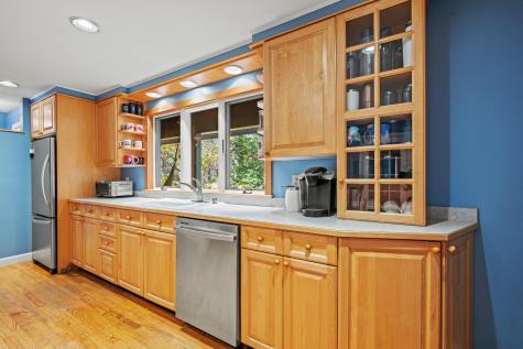 24 Pineloch Drive Portland ME 04103