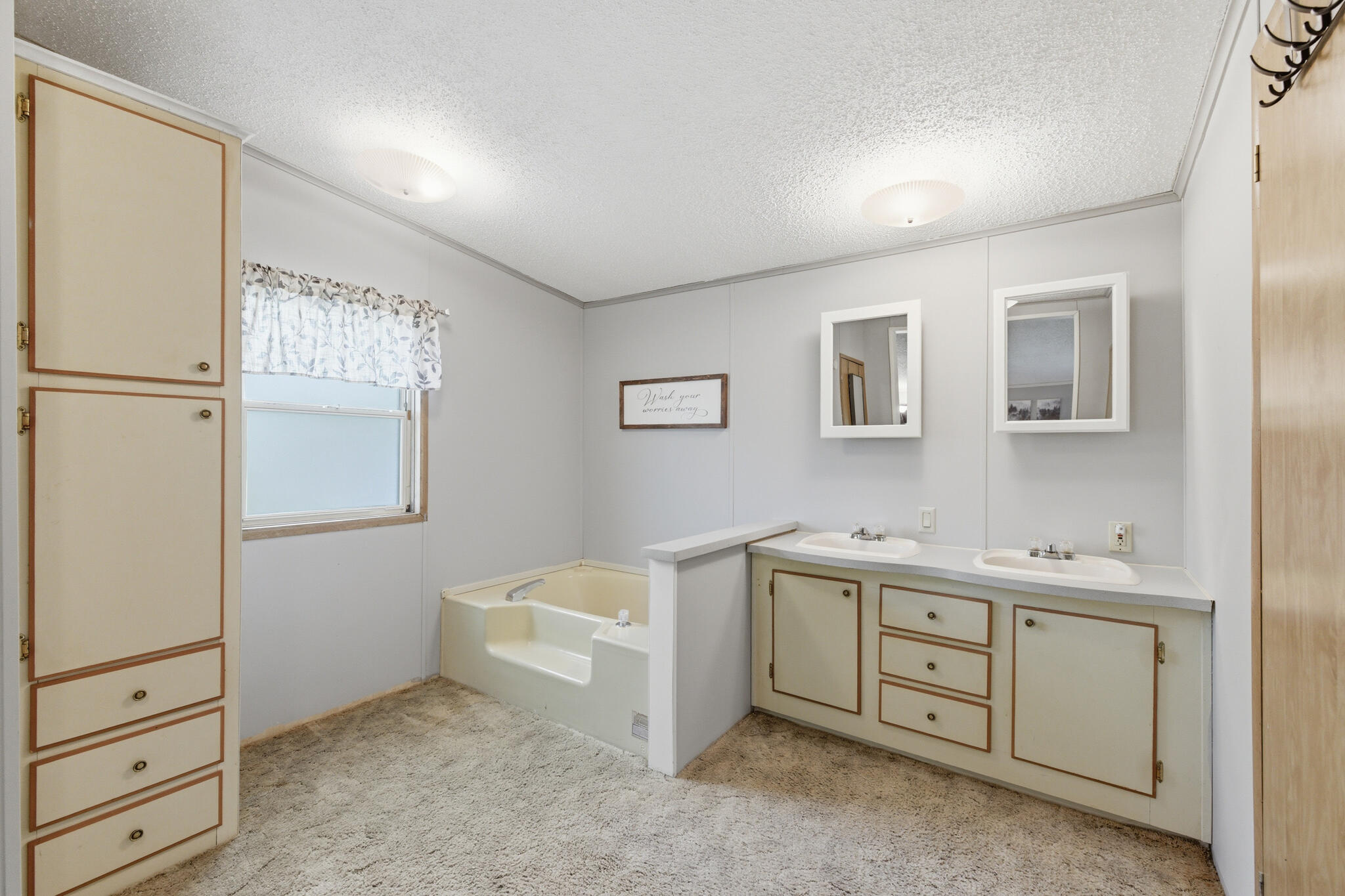 1 Boundary Way Kennebunk ME 04043