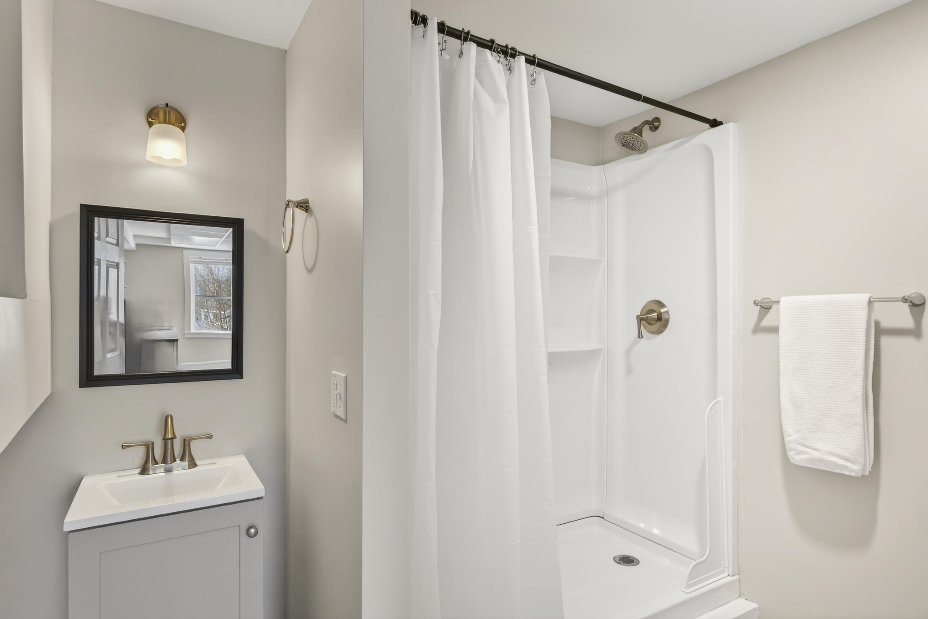 14 Beech Street Camden ME 04843