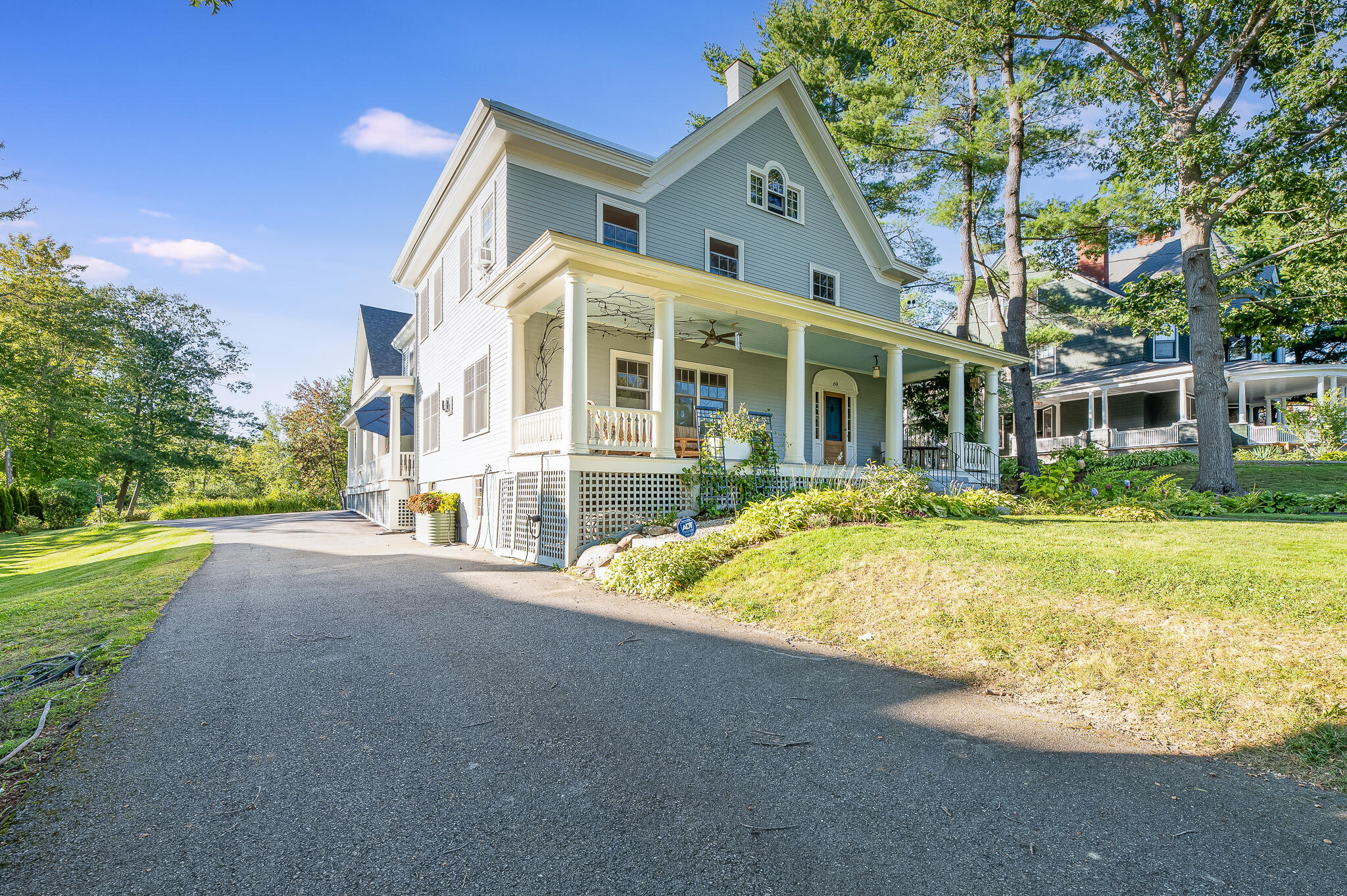 69 W Broadway Bangor ME 04401