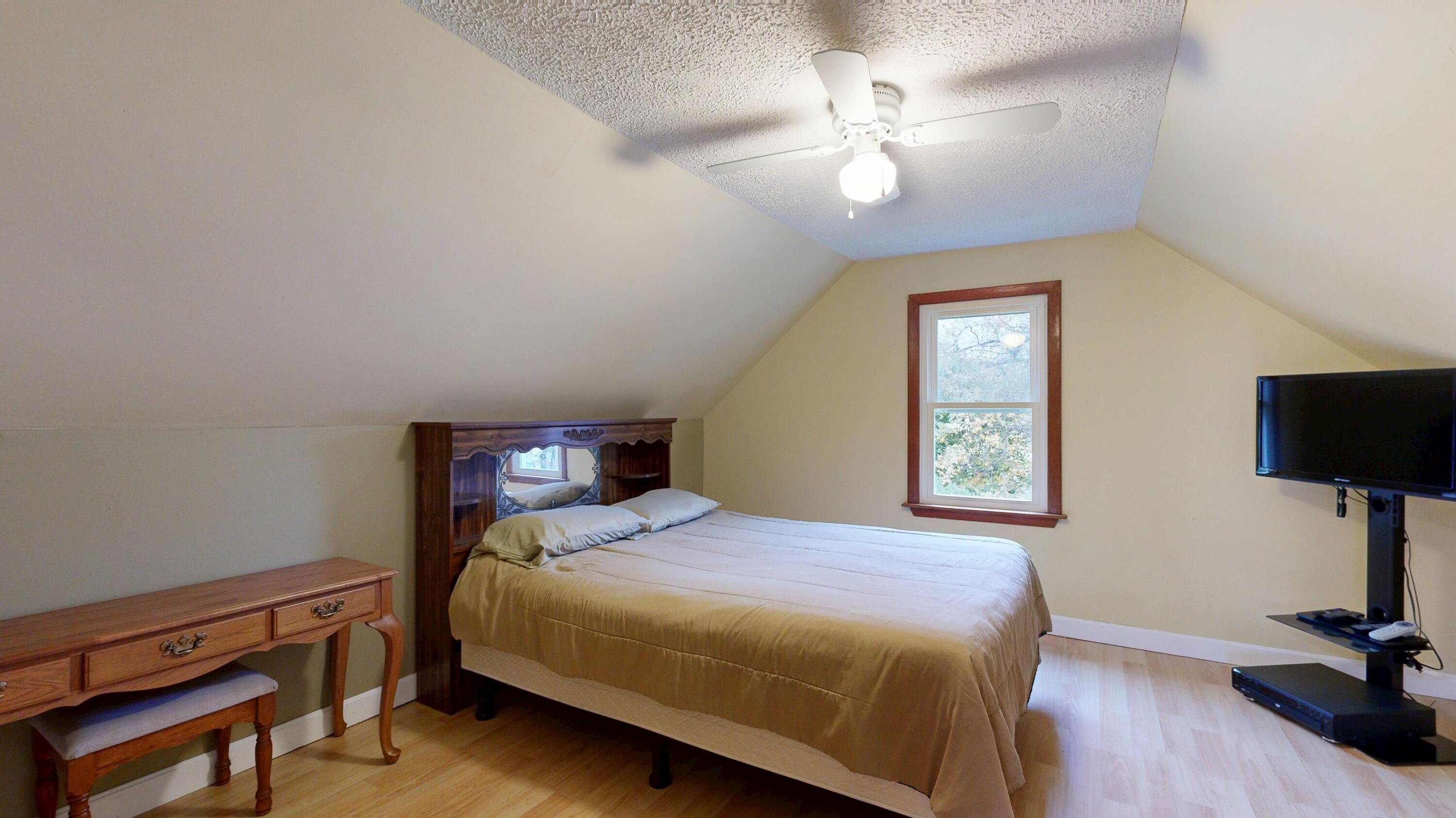 30 Rideout Avenue Lewiston ME 04240