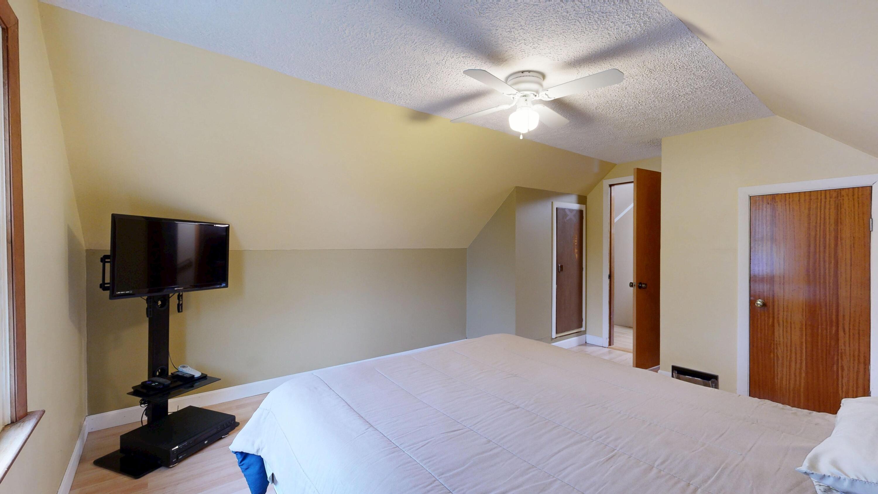 30 Rideout Avenue Lewiston ME 04240