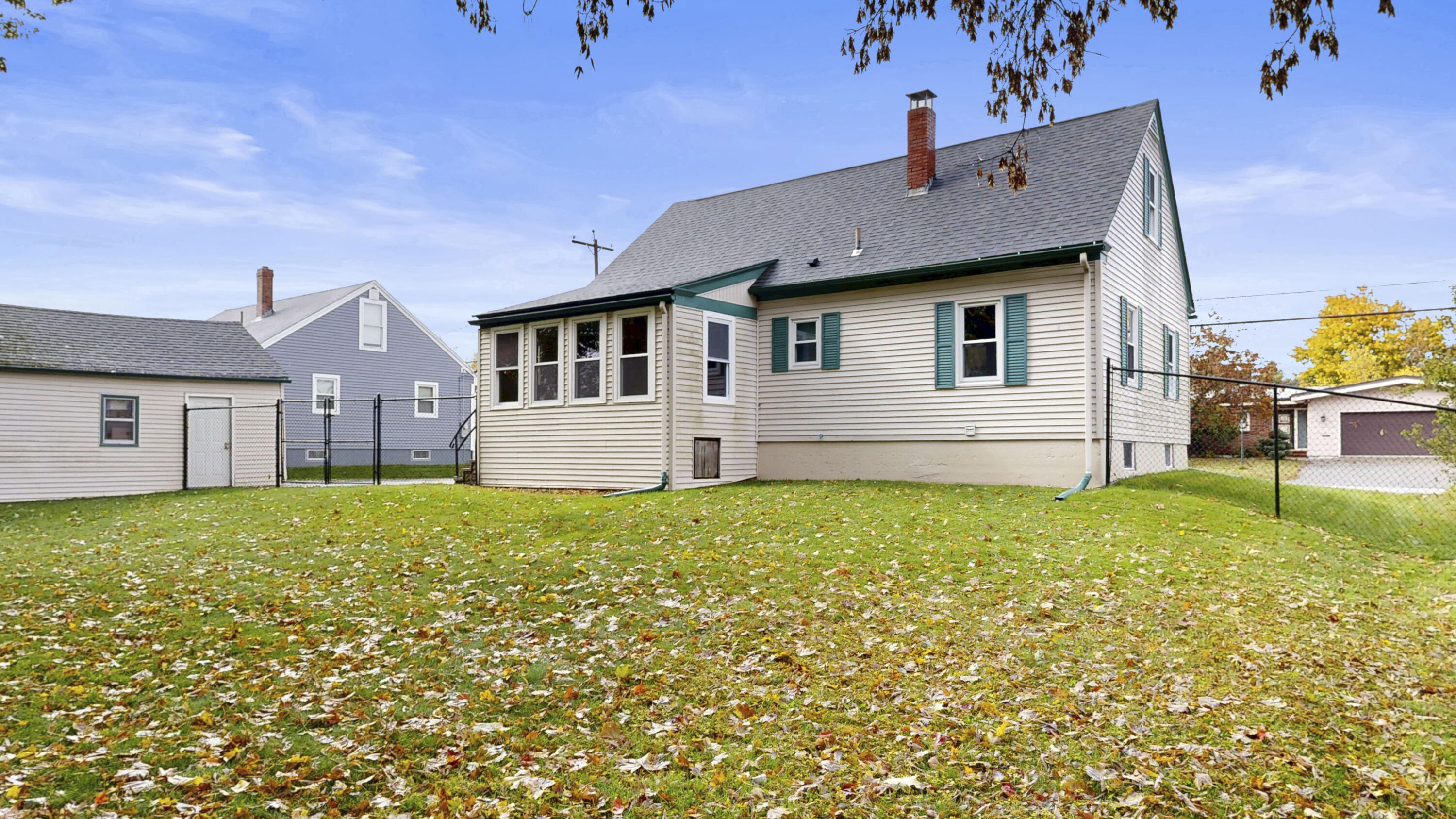 30 Rideout Avenue Lewiston ME 04240