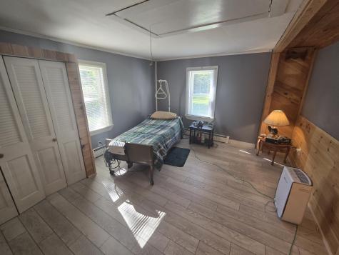 471 W Broadway Lincoln ME 04457