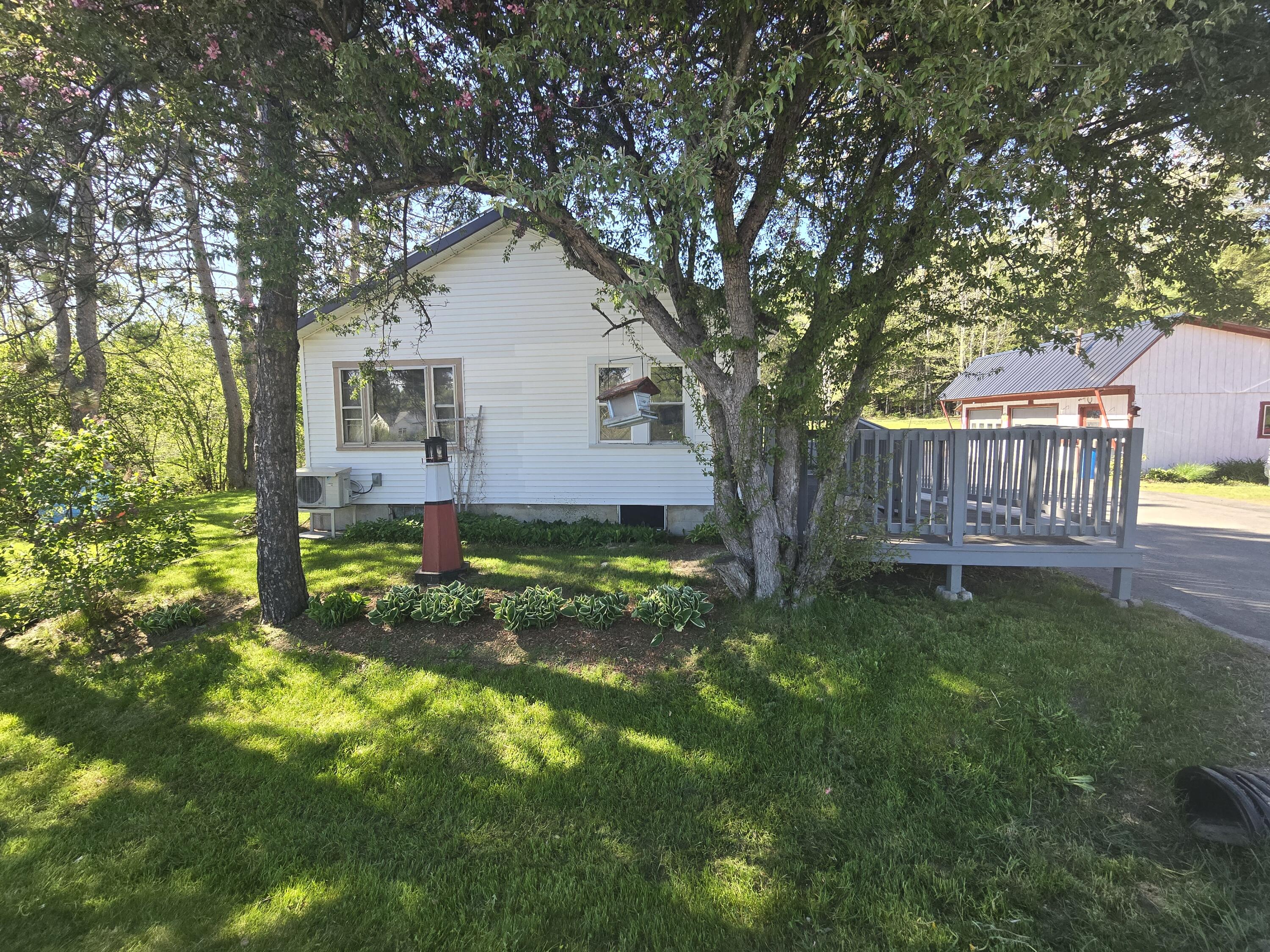 471 W Broadway Lincoln ME 04457