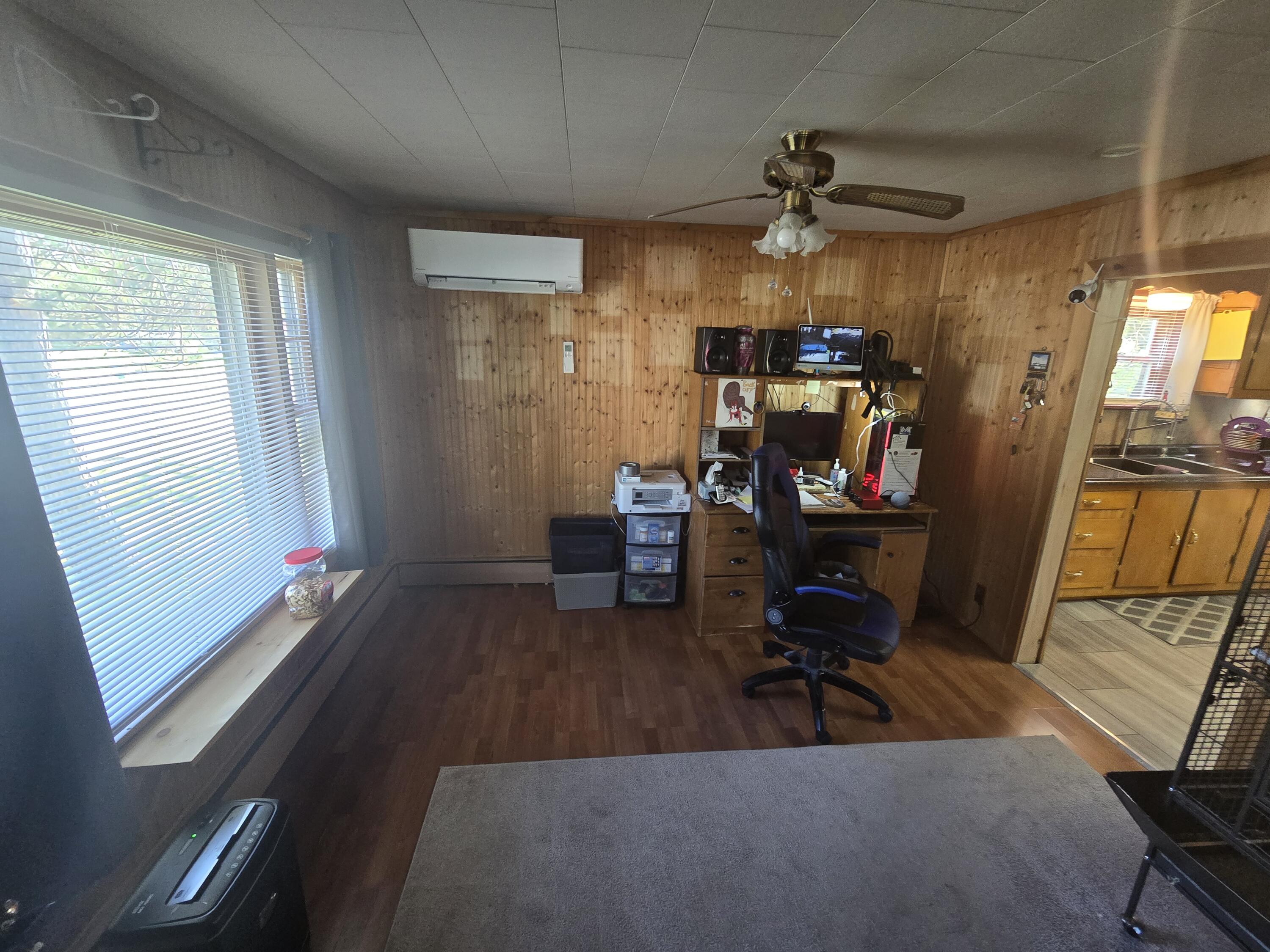 471 W Broadway Lincoln ME 04457