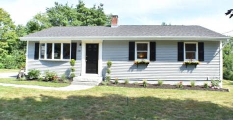 24 Hamlin Road Falmouth ME 04105