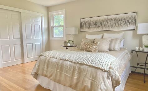 24 Hamlin Road Falmouth ME 04105