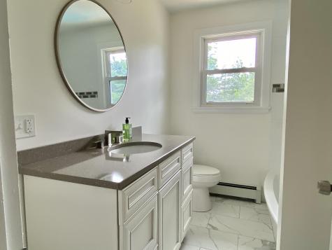 24 Hamlin Road Falmouth ME 04105