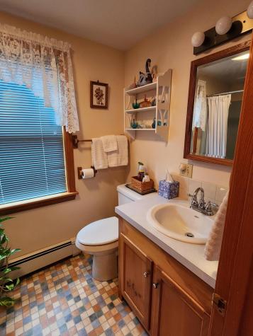 52 Heald Highway Union ME 04862