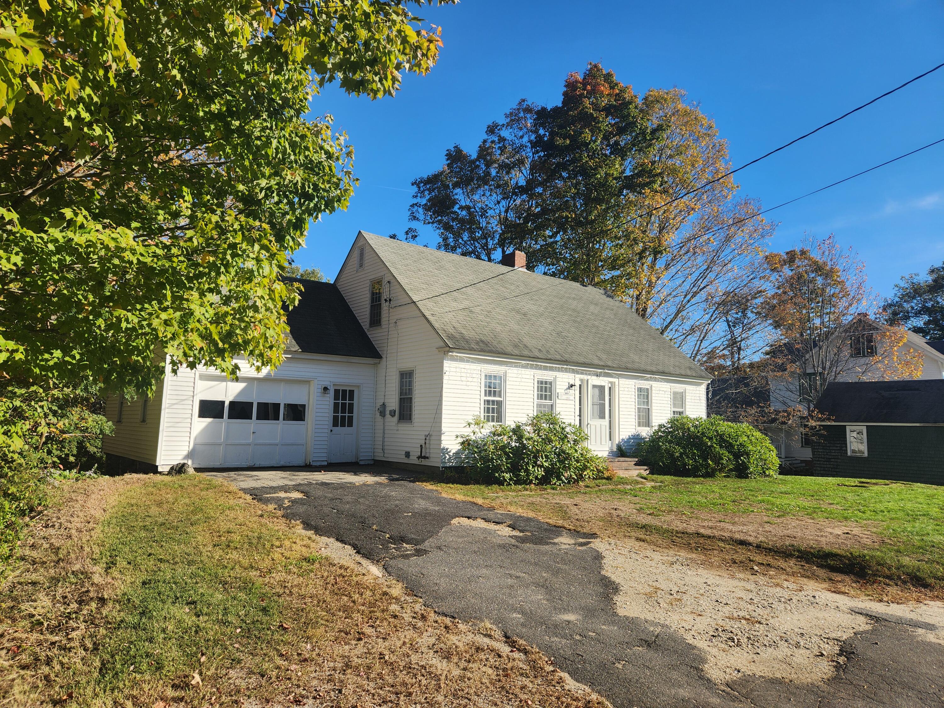 45 Station Road Hebron ME 04238