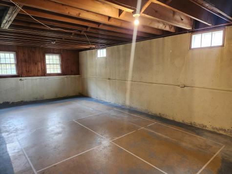 45 Station Road Hebron ME 04238