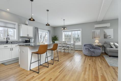 81 Queen Street Gorham ME 04038