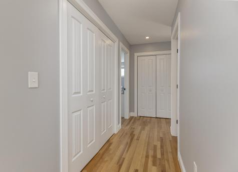 81 Queen Street Gorham ME 04038