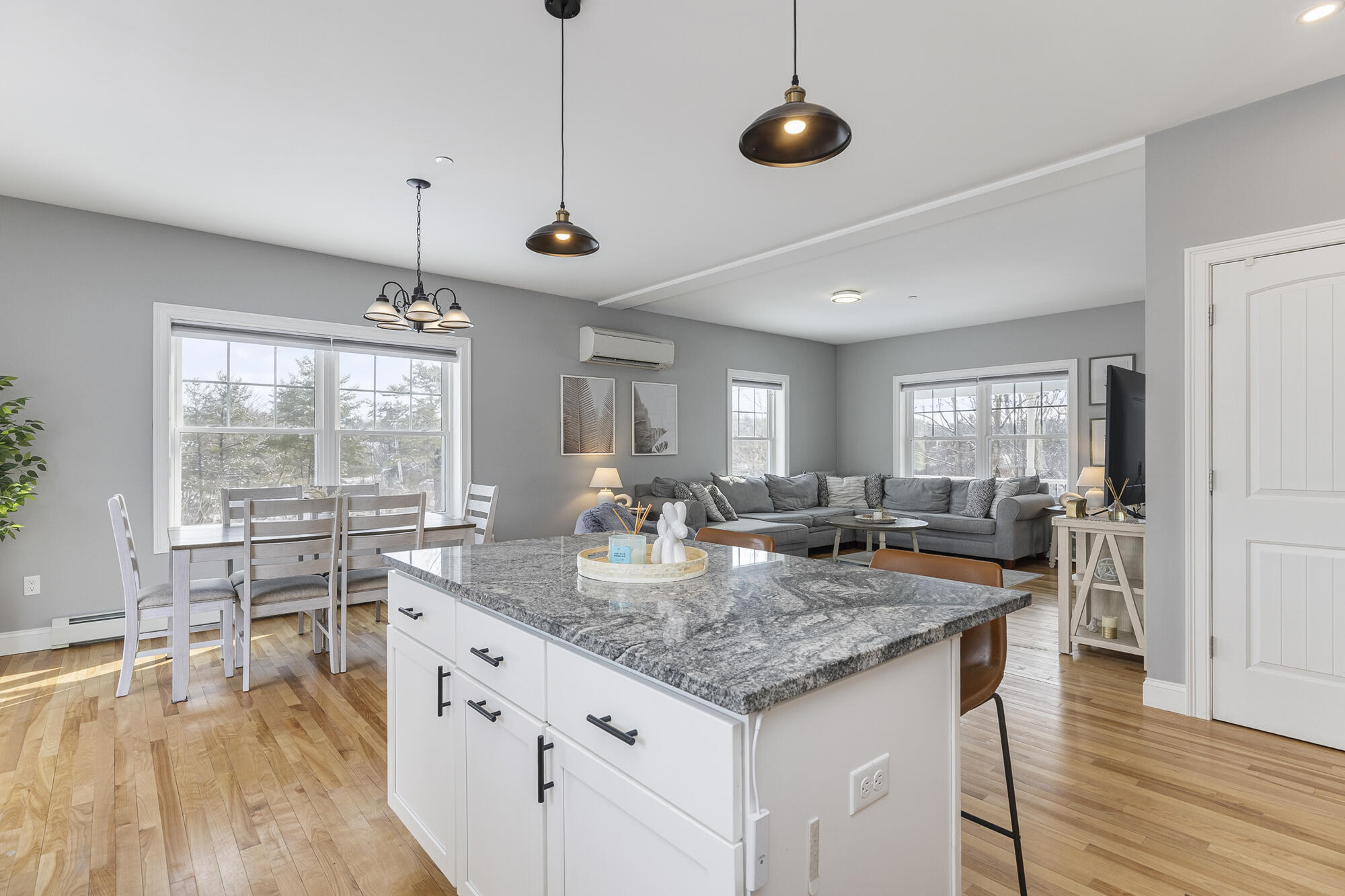 81 Queen Street Gorham ME 04038