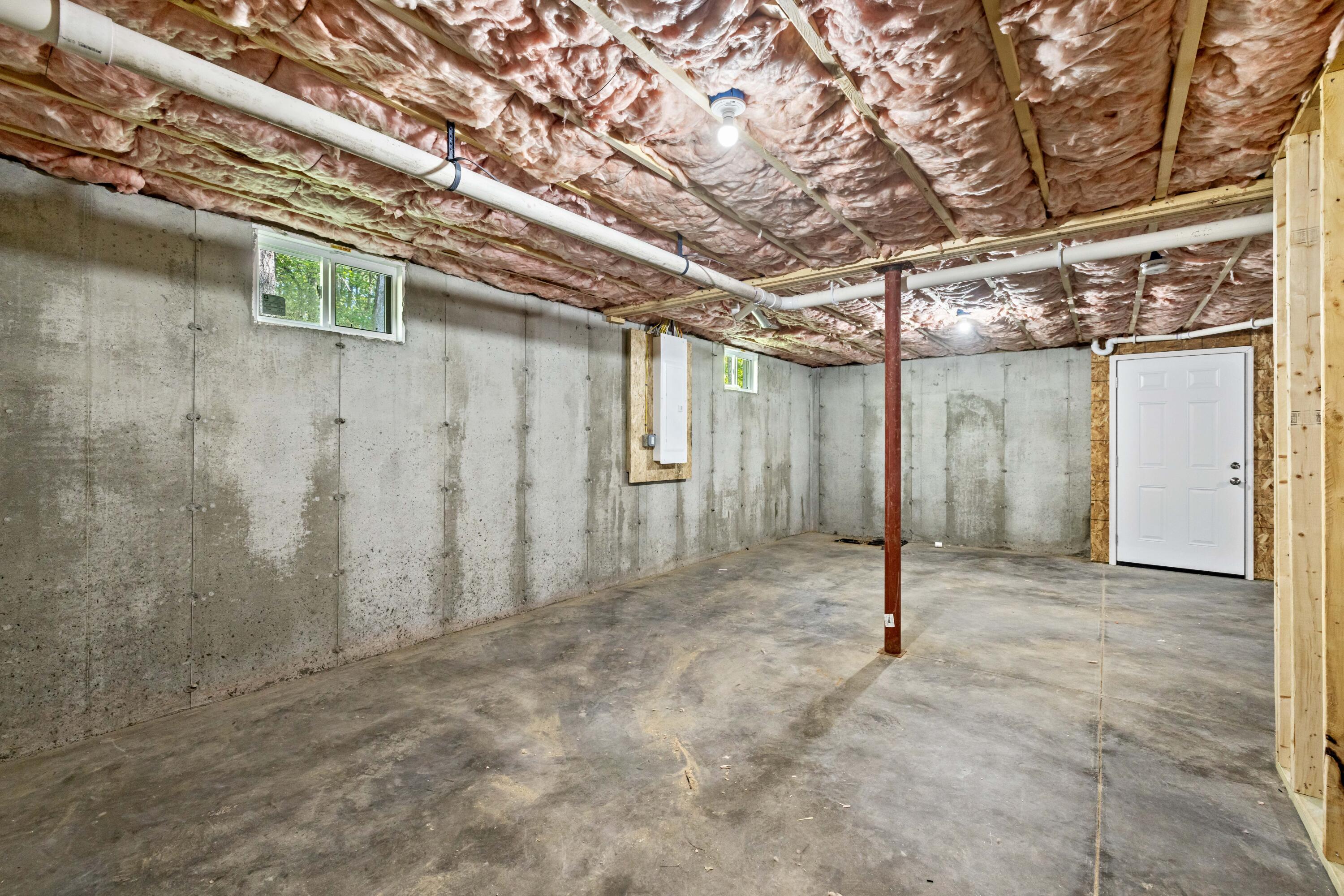 13 Quaker Lane Limerick ME 04048