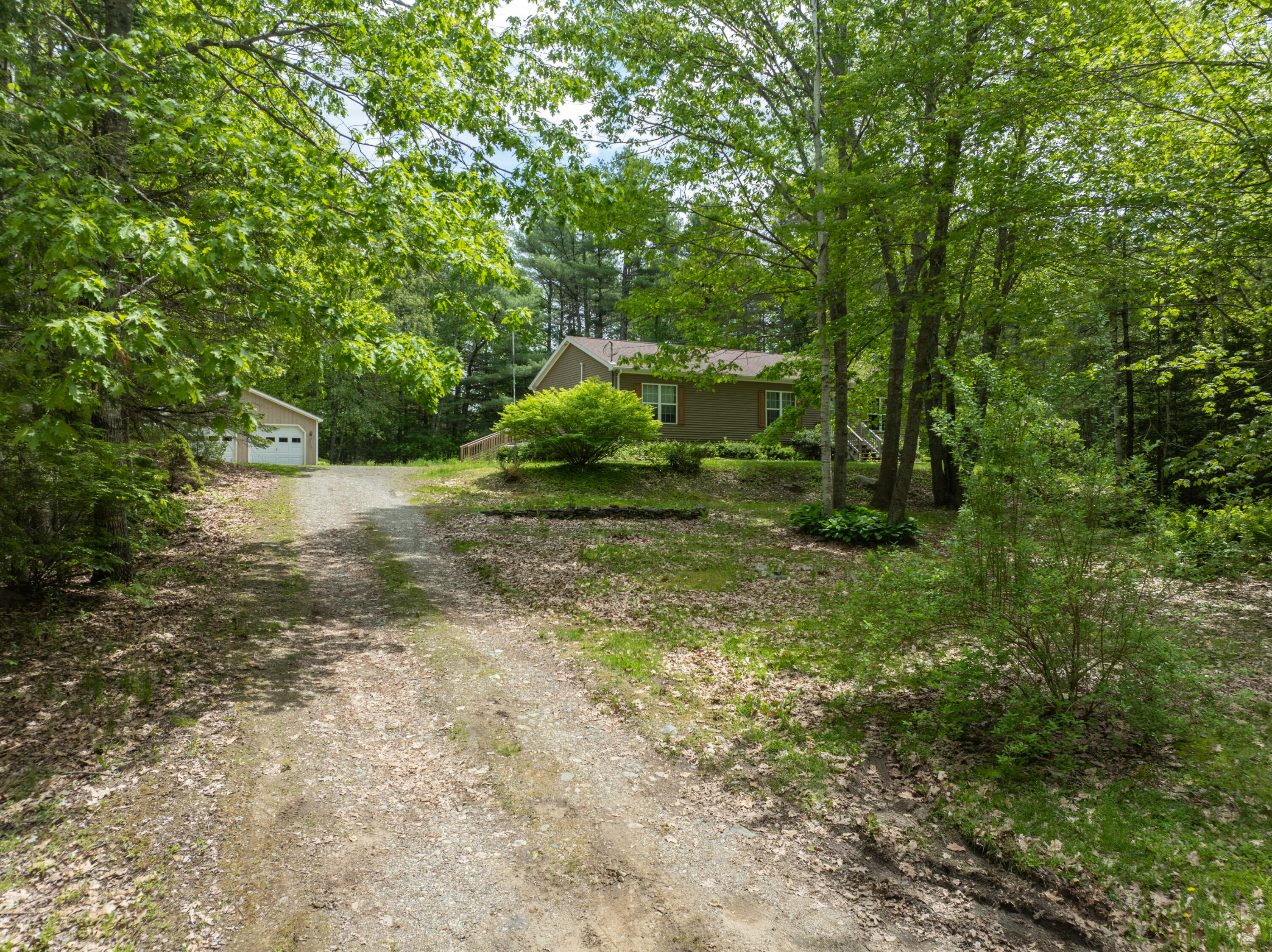 155 Crystal Cove Waldoboro ME 04572