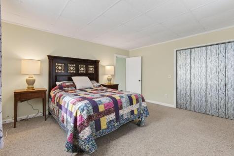 24 Summit Street Auburn ME 04210