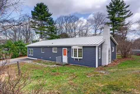 24 Summit Street Auburn ME 04210