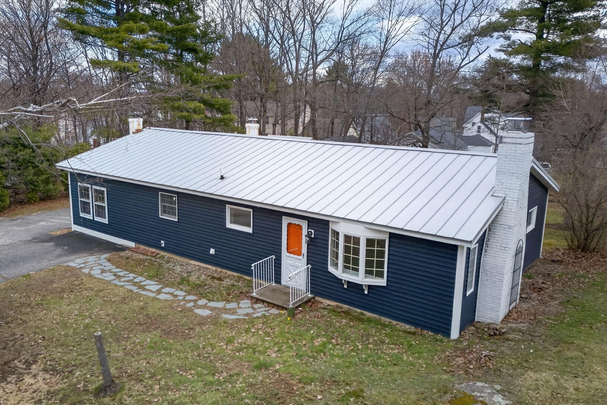 24 Summit Street Auburn ME 04210