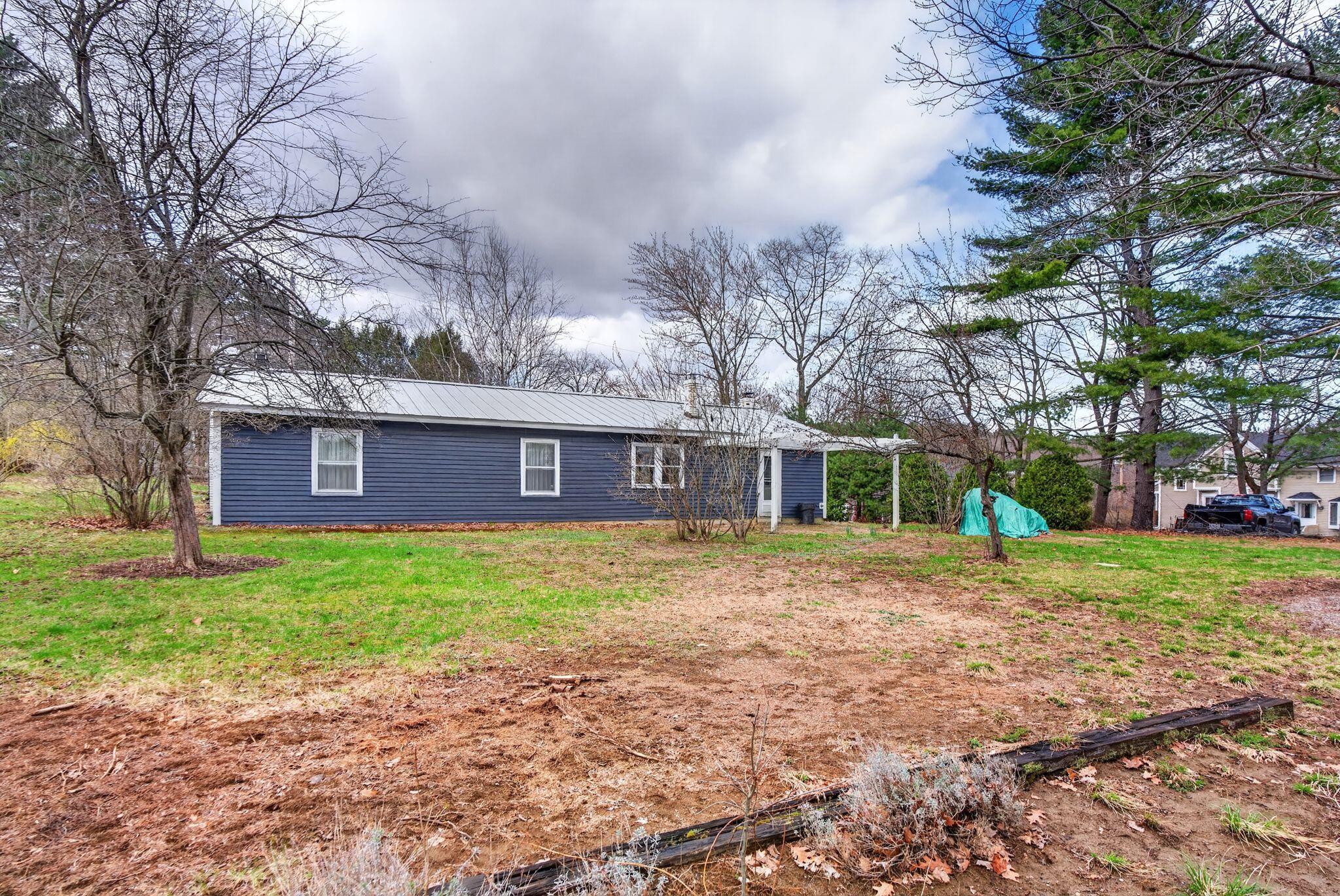24 Summit Street Auburn ME 04210
